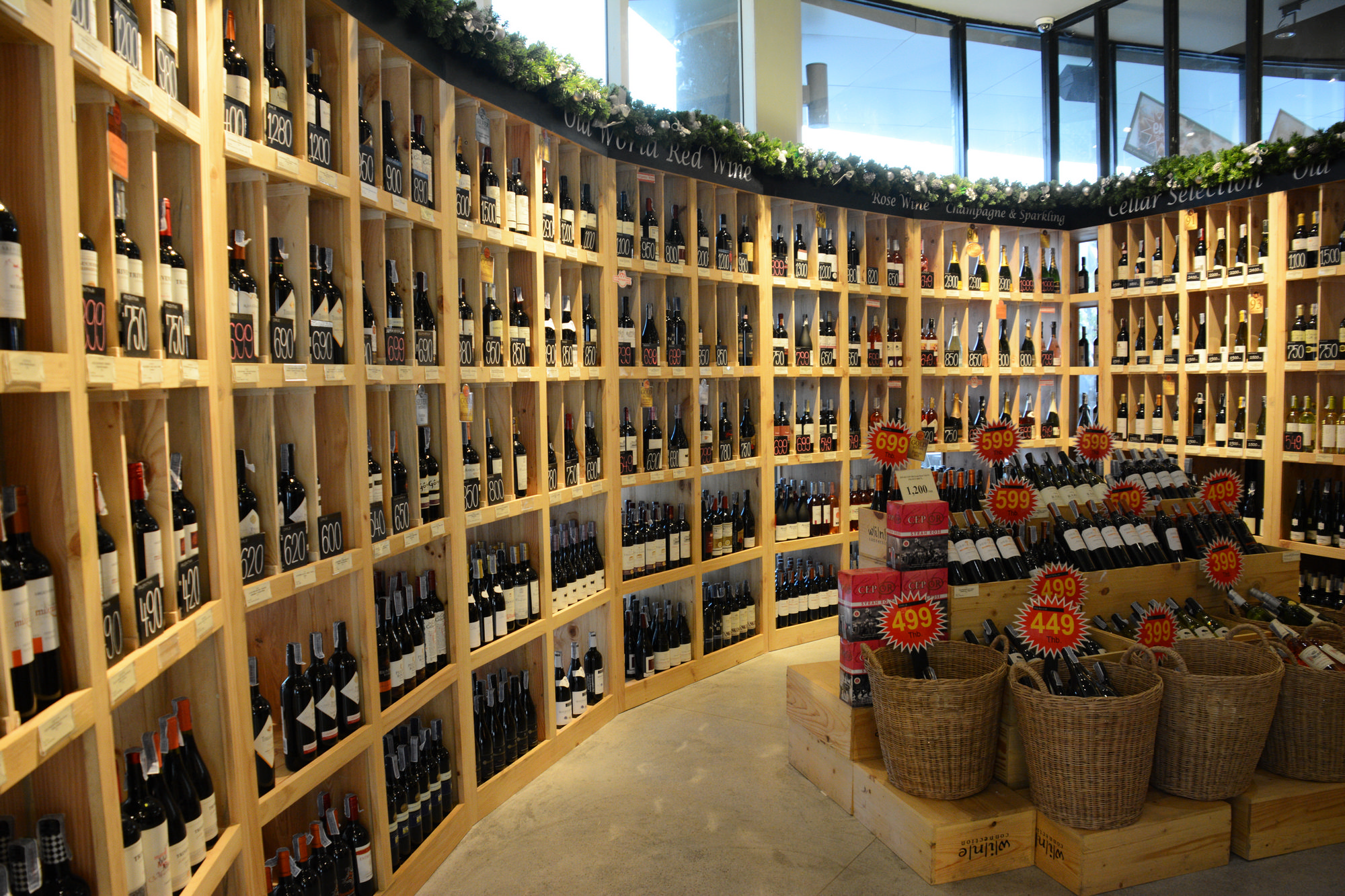 Wine Connection Deli & Bistro