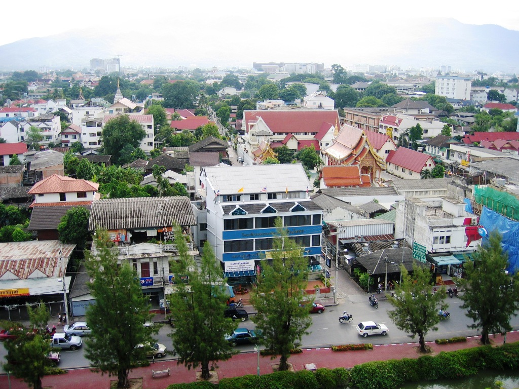 Chiang_mai_oldtown1