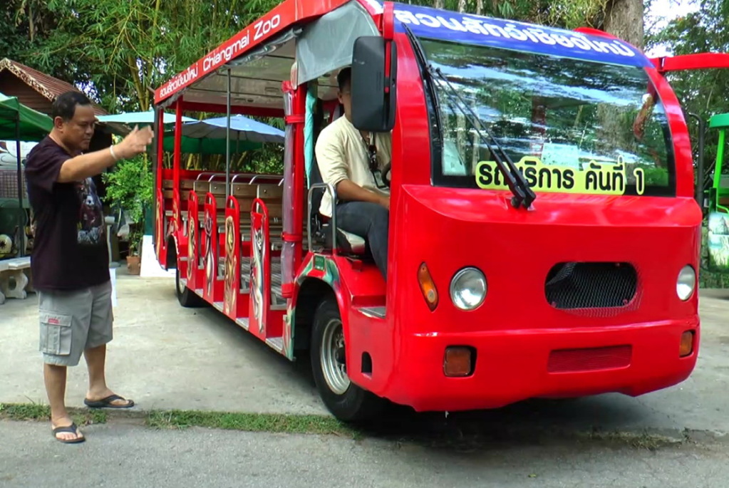 tour bus zoo