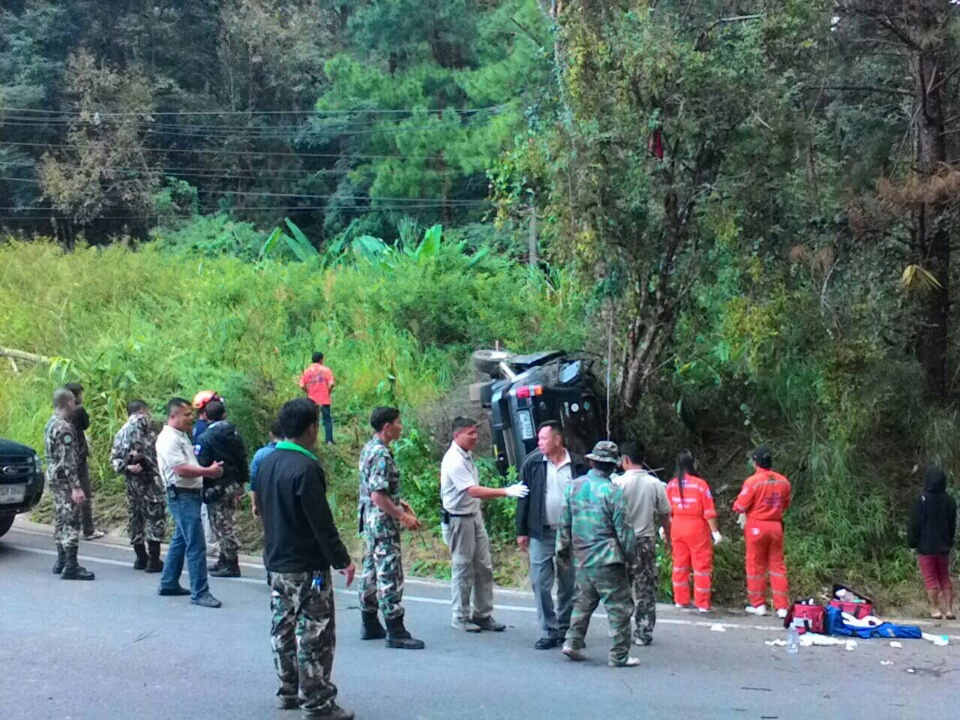 car crash doi inthanon