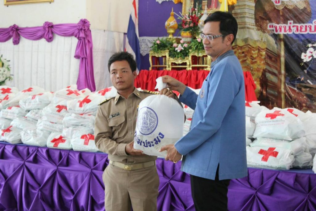 ผู้ว่าพบประชาชน (3)