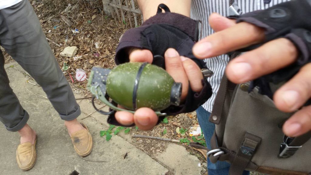 grenade lighter